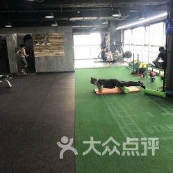 合肥健身優(yōu)選 椰子健身工廠全攻略——地址、電話、營業(yè)時間與私教特色